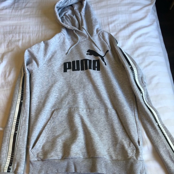 Puma size small - Picture 1 of 2